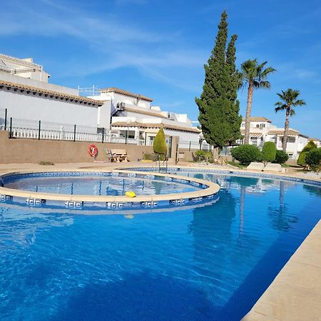 Nice Top Floor Bungalow Punta Prima Orihuela Exteriör bild