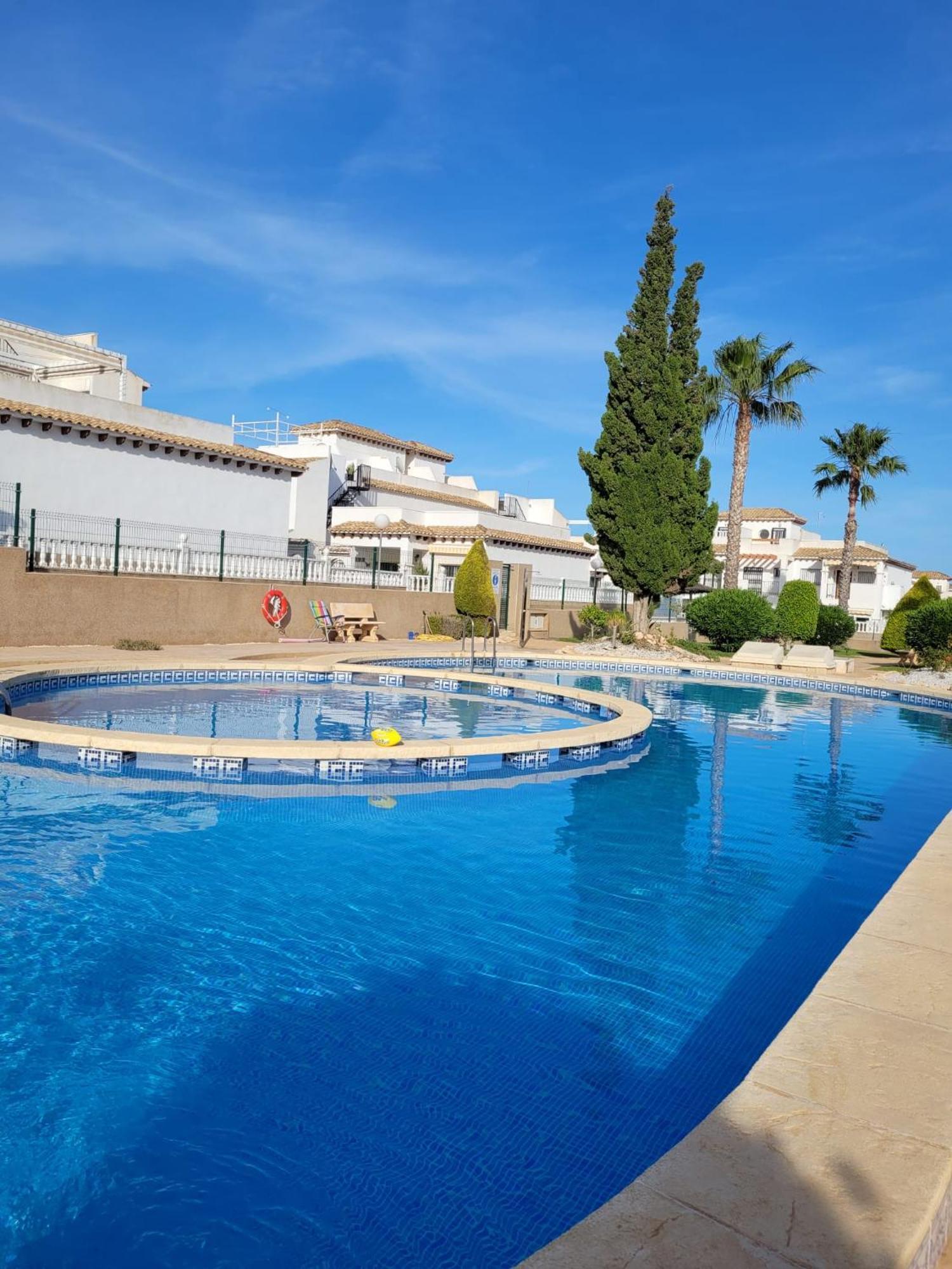 Nice Top Floor Bungalow Punta Prima Orihuela Exteriör bild