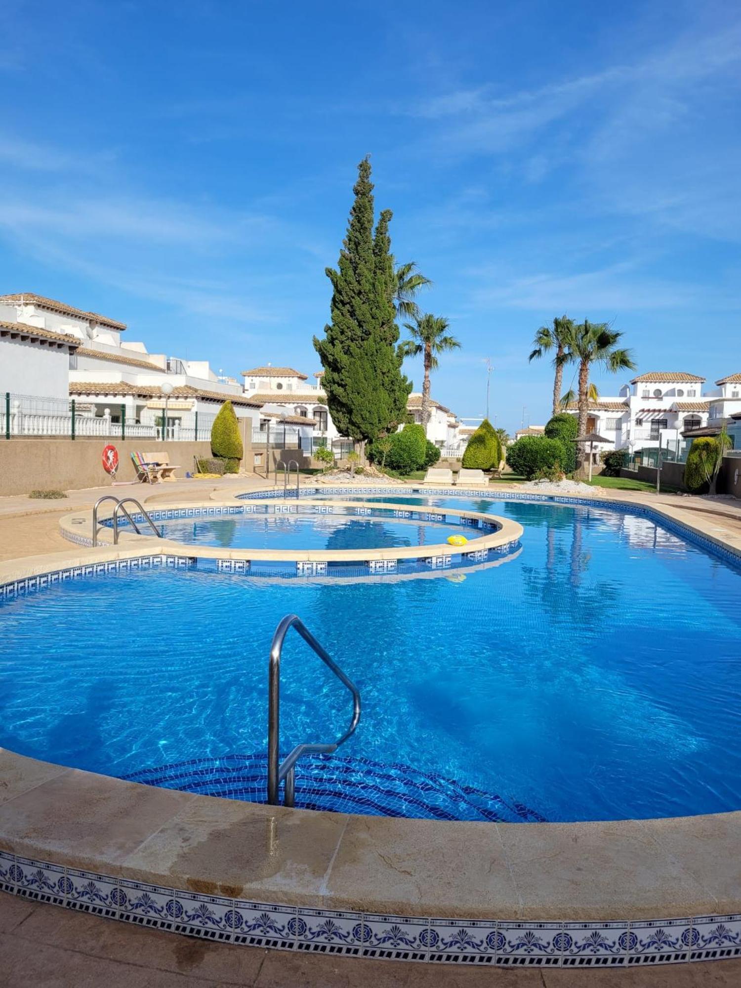 Nice Top Floor Bungalow Punta Prima Orihuela Exteriör bild